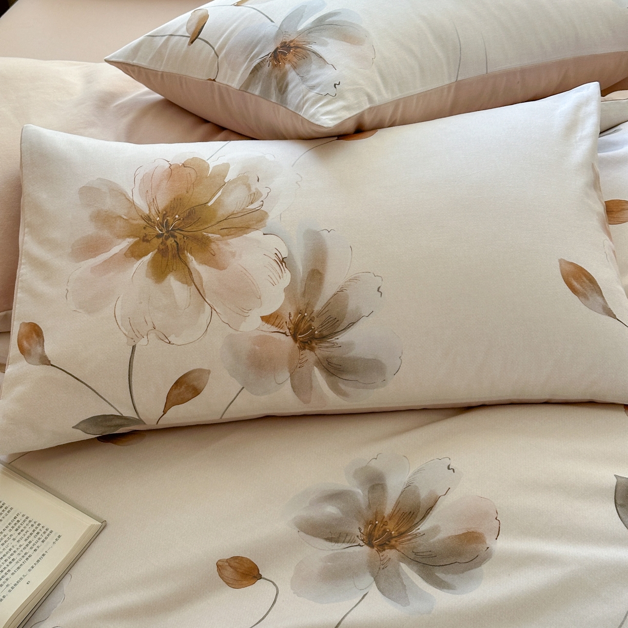 91家纺网 家纺一手货源 找家纺 小叮当家纺仓储工厂店 2025新款数码印花全棉纯棉磨毛四件套 路过芳华