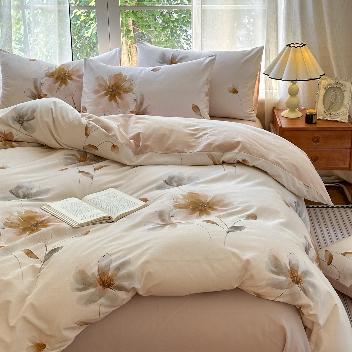 91家纺网 家纺一手货源 找家纺 小叮当家纺仓储工厂店 2025新款数码印花全棉纯棉磨毛四件套 路过芳华