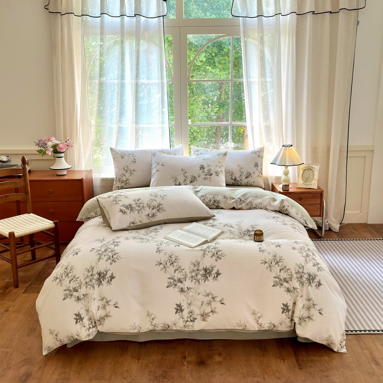 91家纺网 家纺一手货源 找家纺 小叮当家纺仓储工厂店 2025新款数码印花全棉纯棉磨毛四件套 山丘诗集