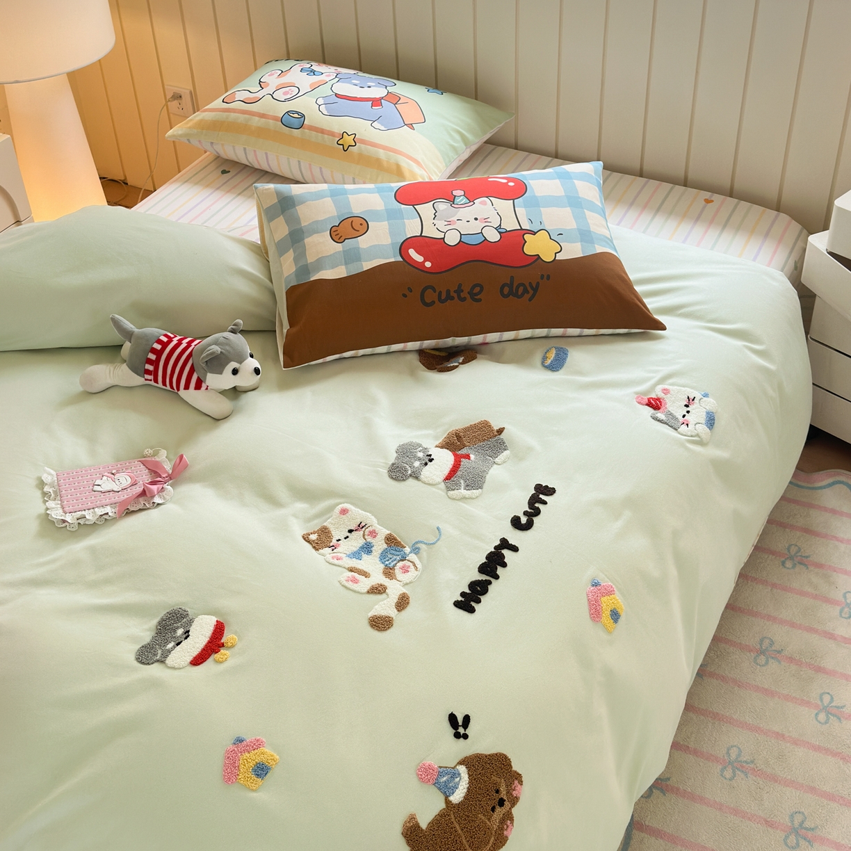 91家纺网 家纺一手货源 找家纺 （总）小叮当家纺仓储工厂店 2025新款数码印花全棉纯棉磨毛毛巾绣四件套