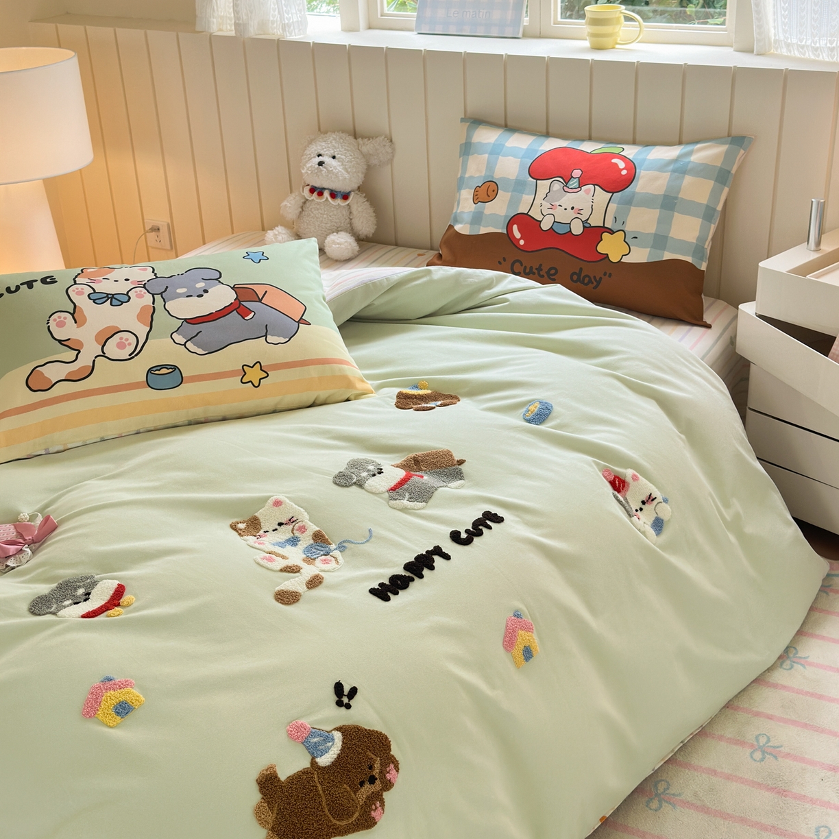 91家纺网 家纺一手货源 找家纺 小叮当家纺仓储工厂店 2025新款数码印花全棉纯棉磨毛毛巾绣四件套 毛茸茸伙伴