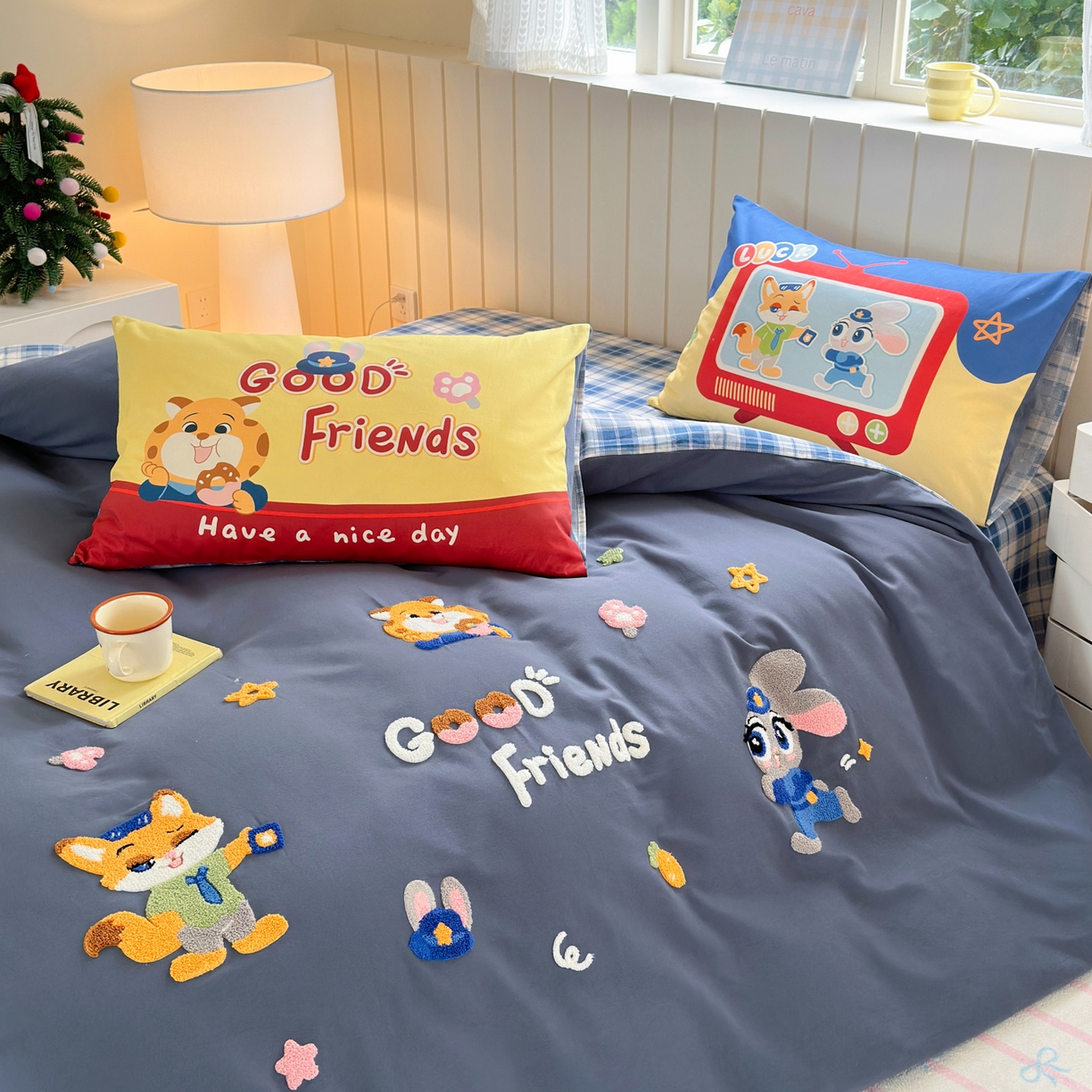 91家纺网 家纺一手货源 找家纺 小叮当家纺仓储工厂店 2025新款数码印花全棉纯棉磨毛毛巾绣四件套 动物乌托邦