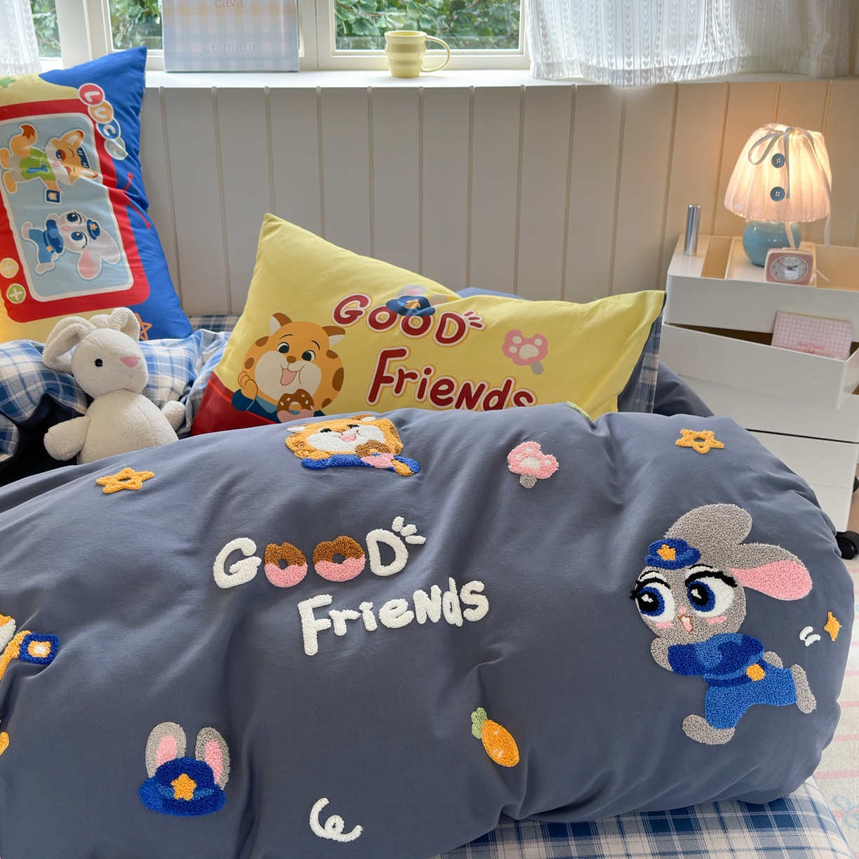 91家纺网 家纺一手货源 找家纺 小叮当家纺仓储工厂店 2025新款数码印花全棉纯棉磨毛毛巾绣四件套 动物乌托邦