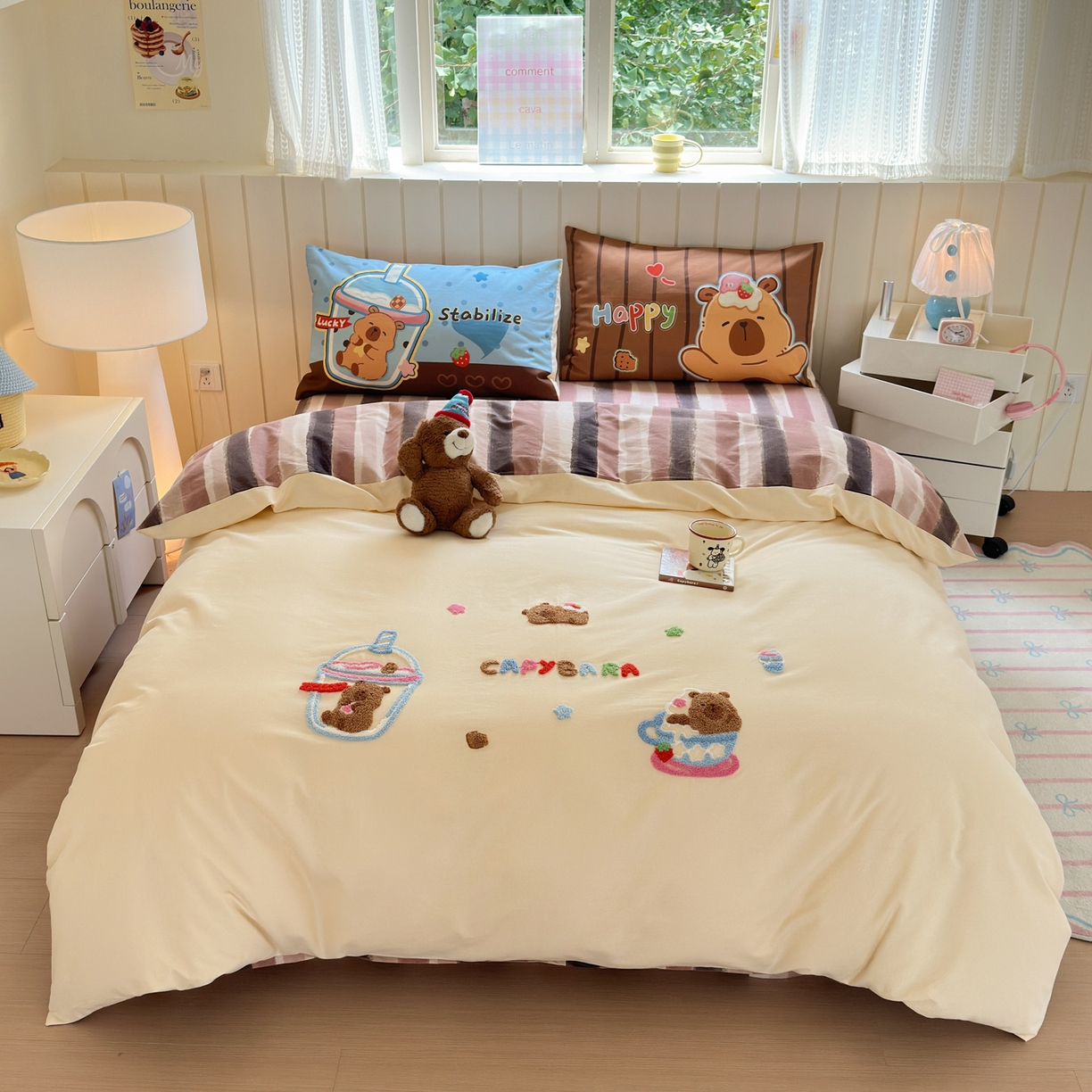 小叮当家纺仓储工厂店 2025新款数码印花全棉纯棉磨毛毛巾绣四件套 卡皮巴拉-奶咖