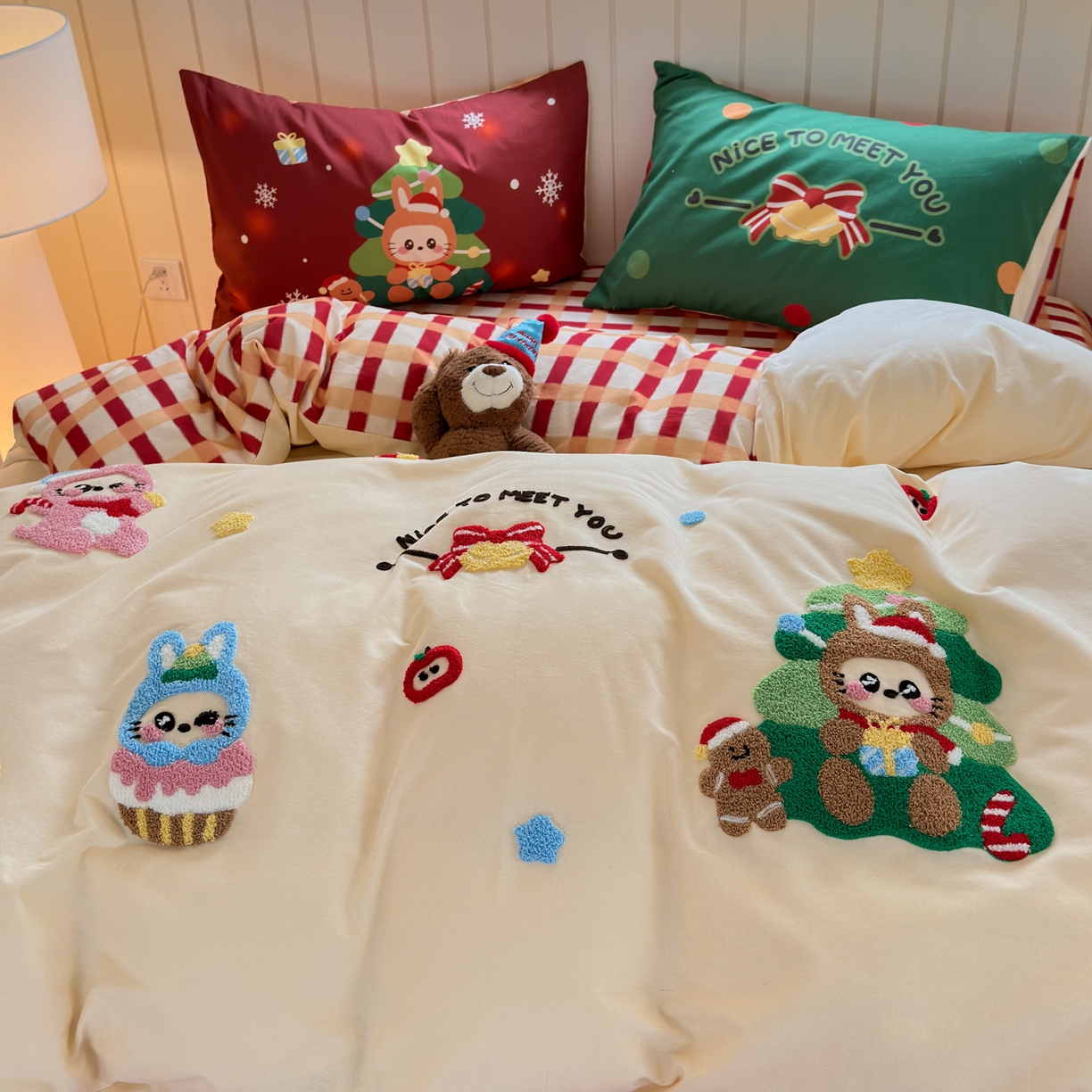 91家纺网 家纺一手货源 找家纺 小叮当家纺仓储工厂店 2025新款数码印花全棉纯棉磨毛毛巾绣四件套 圣诞派对