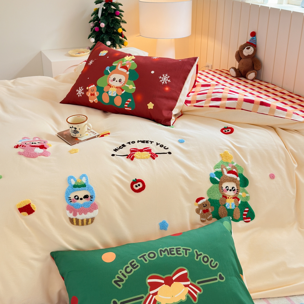 91家纺网 家纺一手货源 找家纺 小叮当家纺仓储工厂店 2025新款数码印花全棉纯棉磨毛毛巾绣四件套 圣诞派对