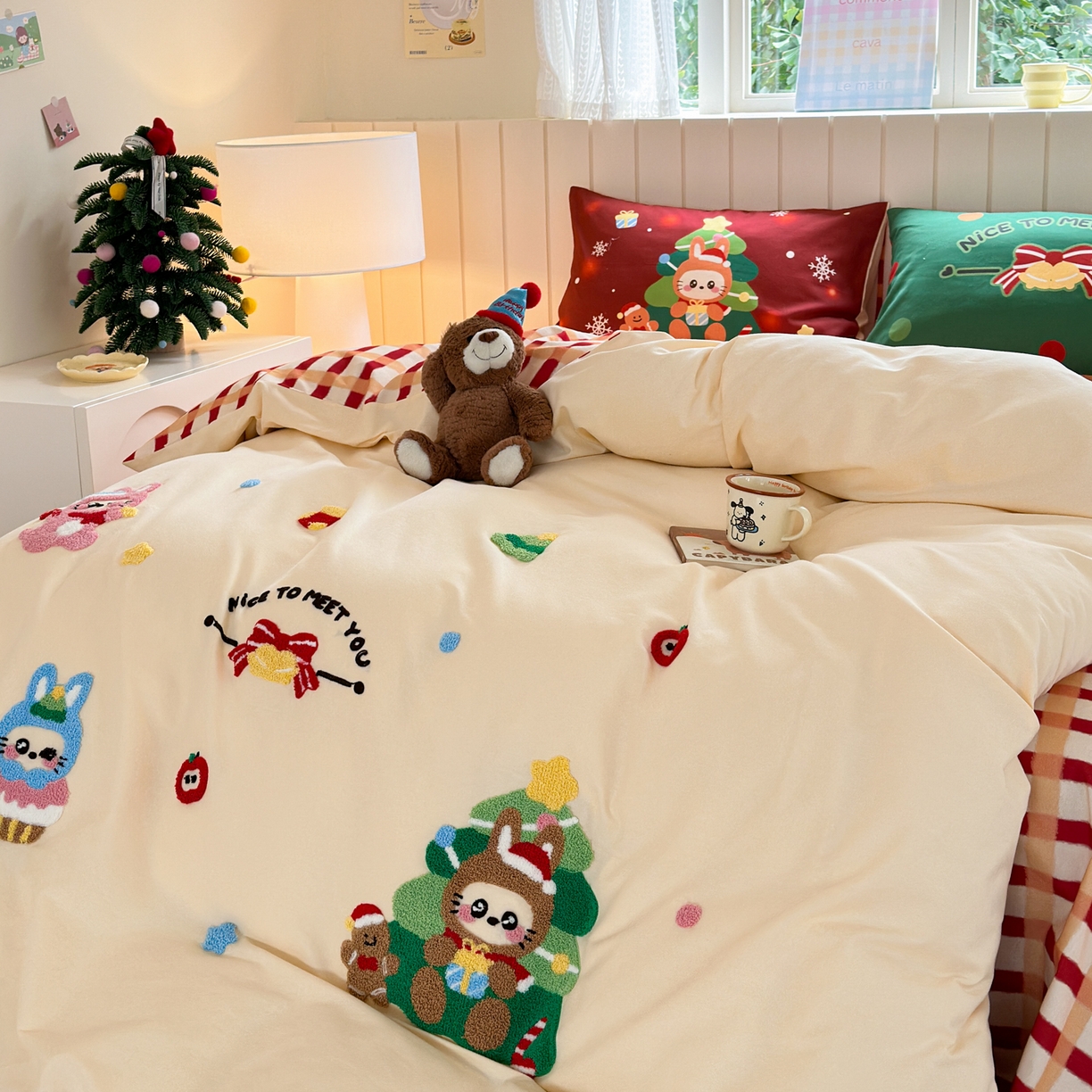 91家纺网 家纺一手货源 找家纺 小叮当家纺仓储工厂店 2025新款数码印花全棉纯棉磨毛毛巾绣四件套 圣诞派对