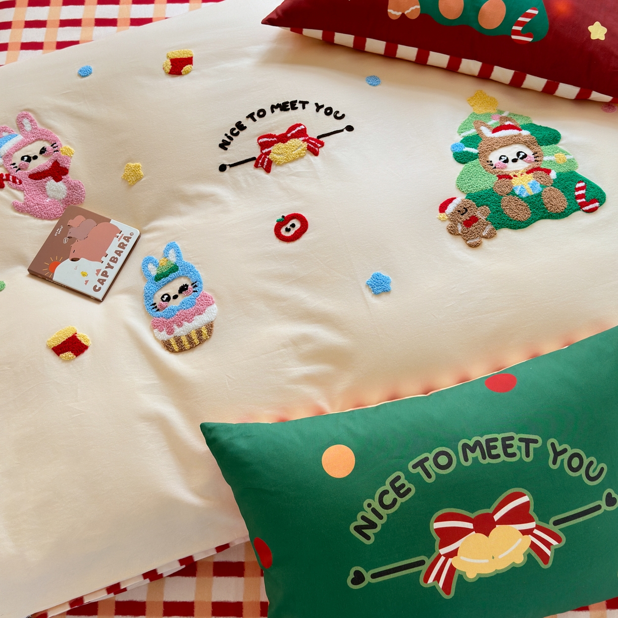 91家纺网 家纺一手货源 找家纺 小叮当家纺仓储工厂店 2025新款数码印花全棉纯棉磨毛毛巾绣四件套 圣诞派对