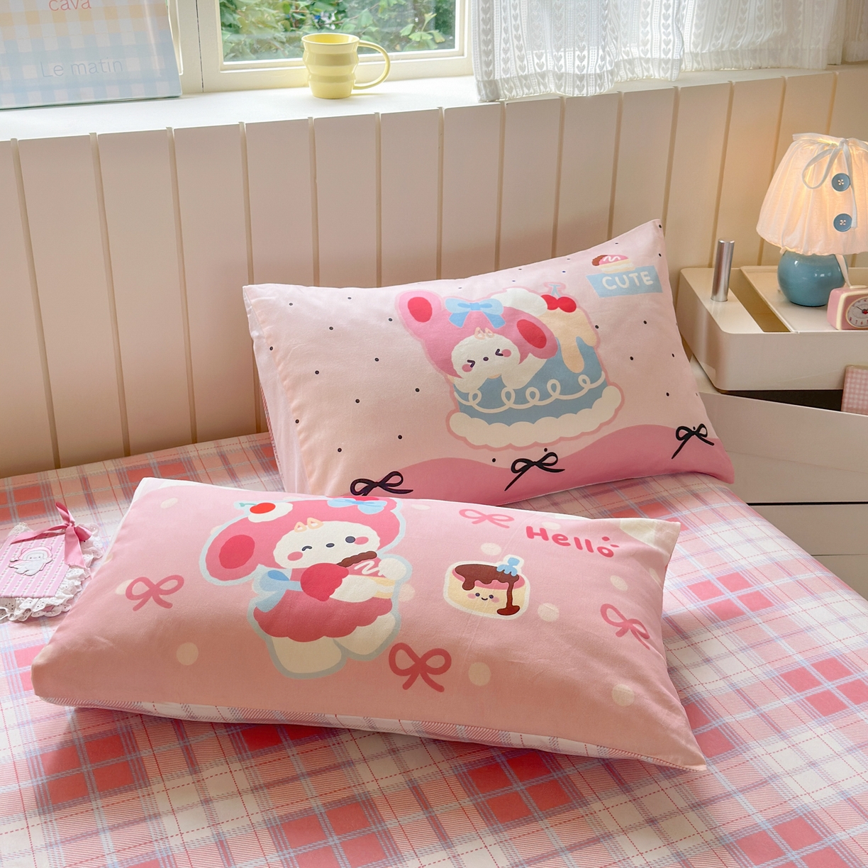 91家纺网 家纺一手货源 找家纺 小叮当家纺仓储工厂店 2025新款数码印花全棉纯棉磨毛毛巾绣四件套 幸运蛋糕