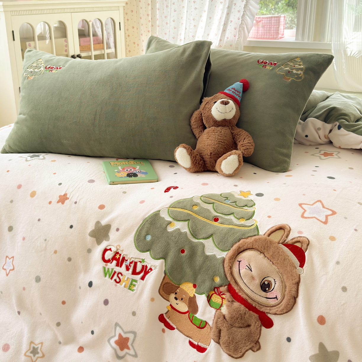 91家纺网 家纺一手货源 找家纺 （总）小叮当家纺仓储工厂店 2025新款牛奶绒毛巾绣贴布绣牛奶绒四件套