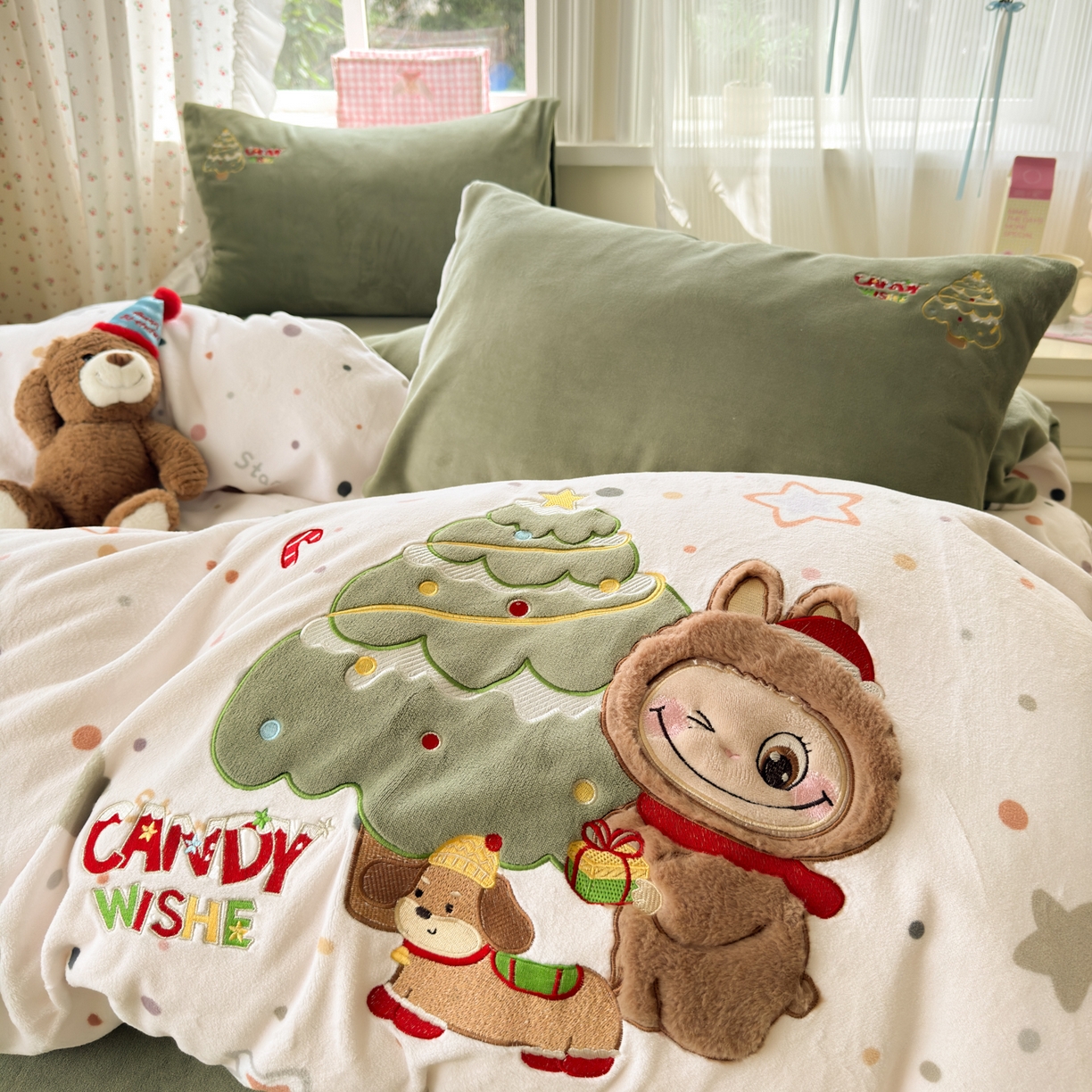 91家纺网 家纺一手货源 找家纺 （总）小叮当家纺仓储工厂店 2025新款牛奶绒毛巾绣贴布绣牛奶绒四件套