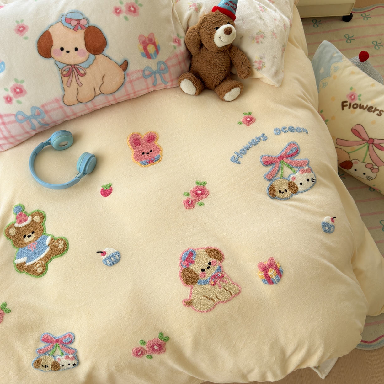 91家纺网 家纺一手货源 找家纺 小叮当家纺仓储工厂店 2025新款牛奶绒毛巾绣贴布绣牛奶绒四件套 毛绒森林