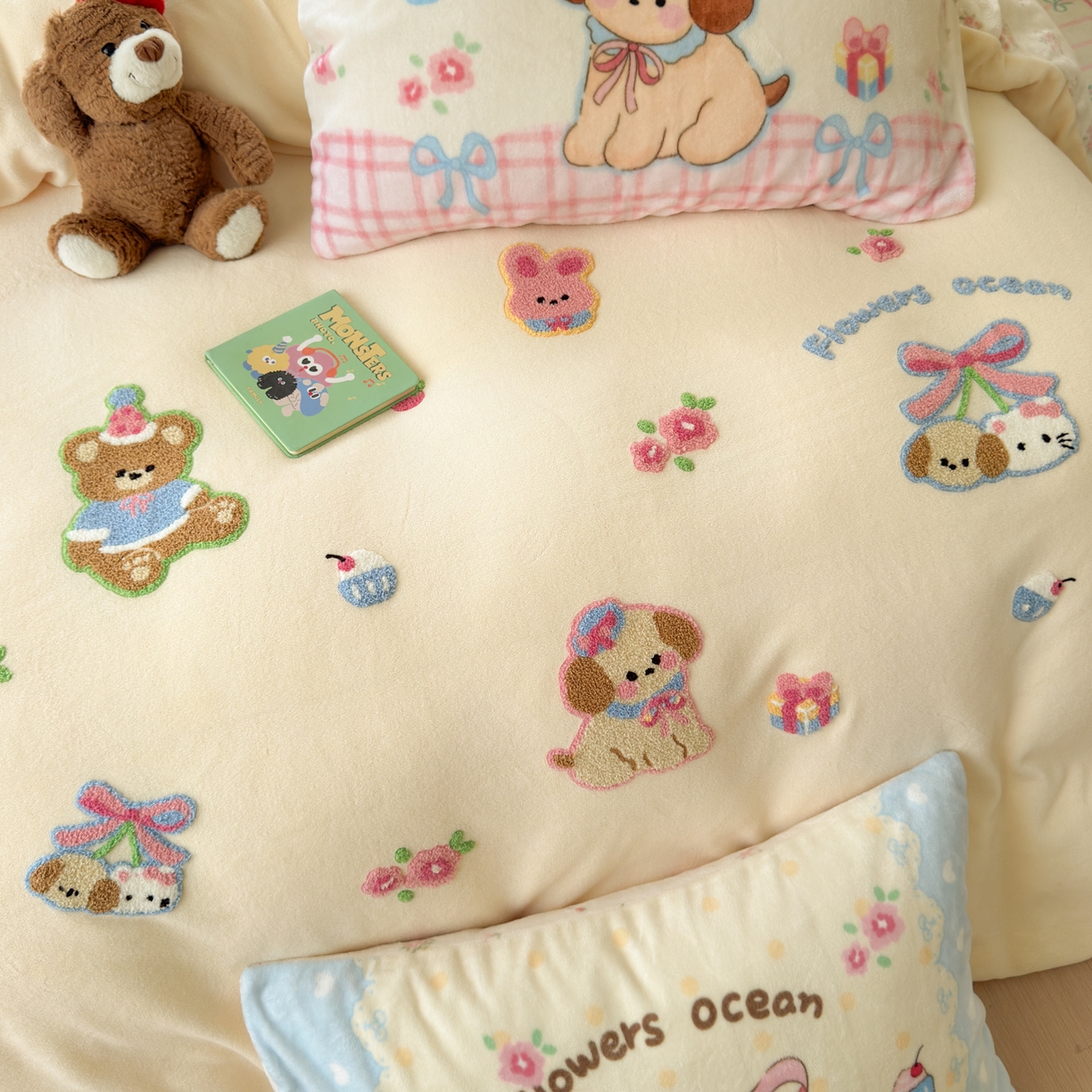 91家纺网 家纺一手货源 找家纺 小叮当家纺仓储工厂店 2025新款牛奶绒毛巾绣贴布绣牛奶绒四件套 毛绒森林