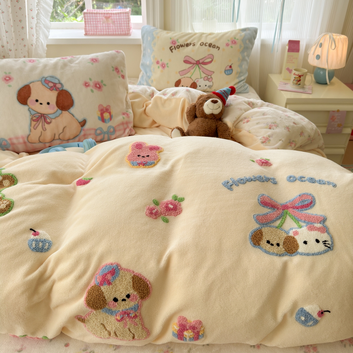 91家纺网 家纺一手货源 找家纺 小叮当家纺仓储工厂店 2025新款牛奶绒毛巾绣贴布绣牛奶绒四件套 毛绒森林