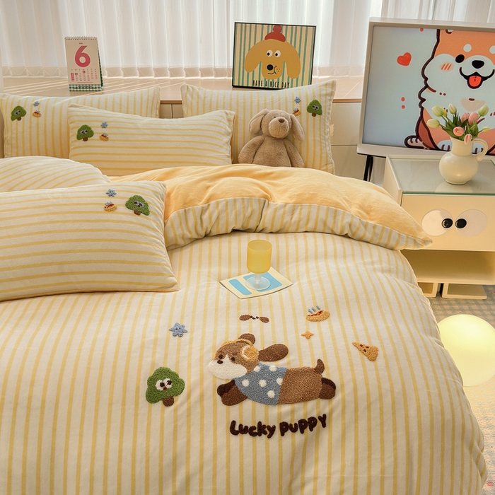 91家纺网 家纺一手货源 找家纺 小叮当家纺仓储工厂店 2025新款牛奶绒毛巾绣贴布绣牛奶绒四件套 小可乐