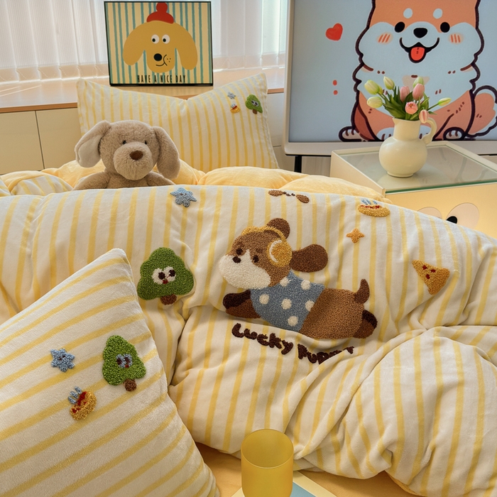 91家纺网 家纺一手货源 找家纺 小叮当家纺仓储工厂店 2025新款牛奶绒毛巾绣贴布绣牛奶绒四件套 小可乐