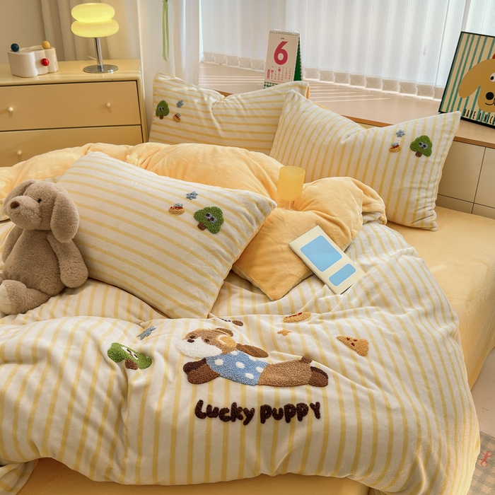 91家纺网 家纺一手货源 找家纺 小叮当家纺仓储工厂店 2025新款牛奶绒毛巾绣贴布绣牛奶绒四件套 小可乐