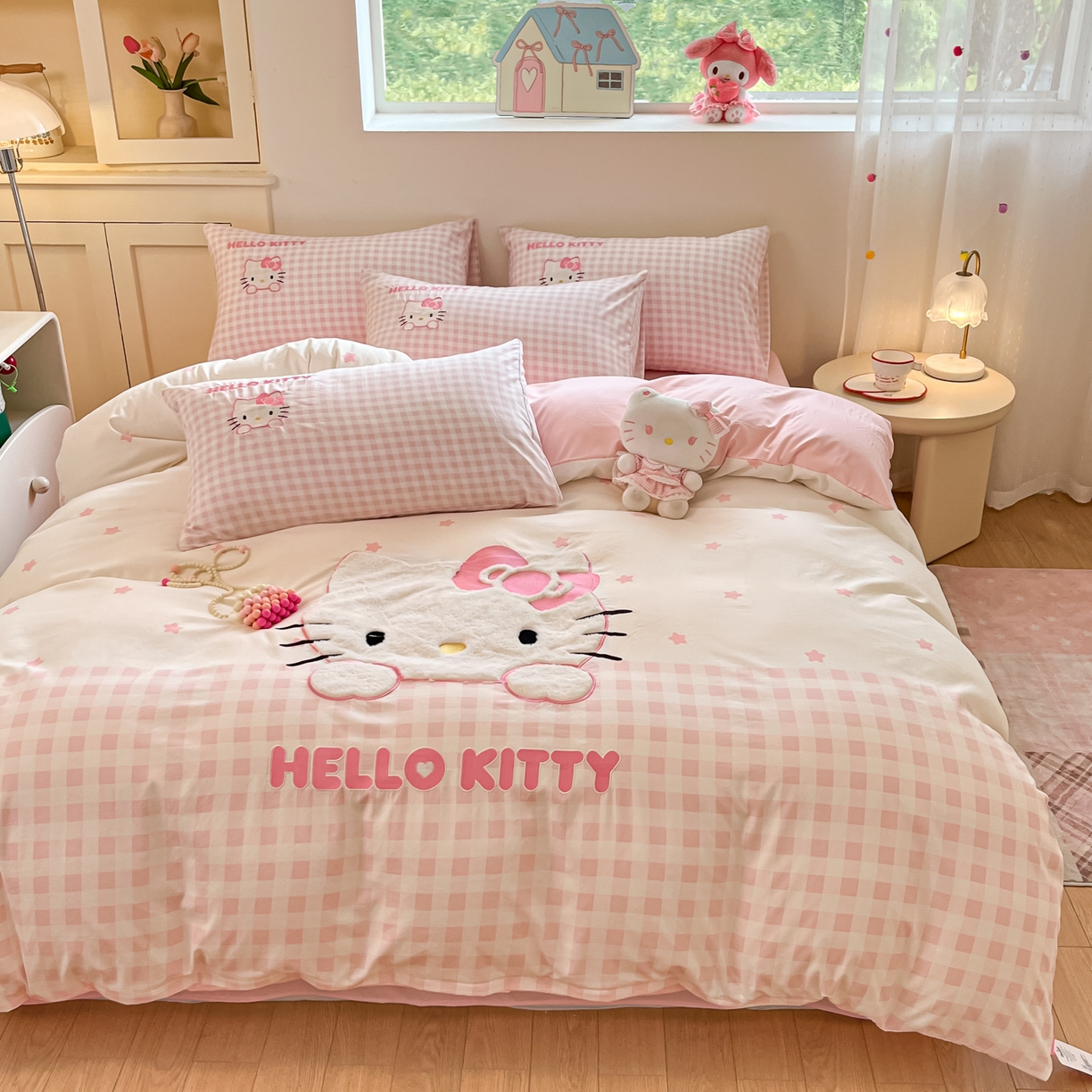 91家纺网 家纺一手货源 找家纺 （总）桃心家居 2025新款A类三丽鸥正版授权云柔水洗棉兔毛贴布绣刺绣软糯四件套