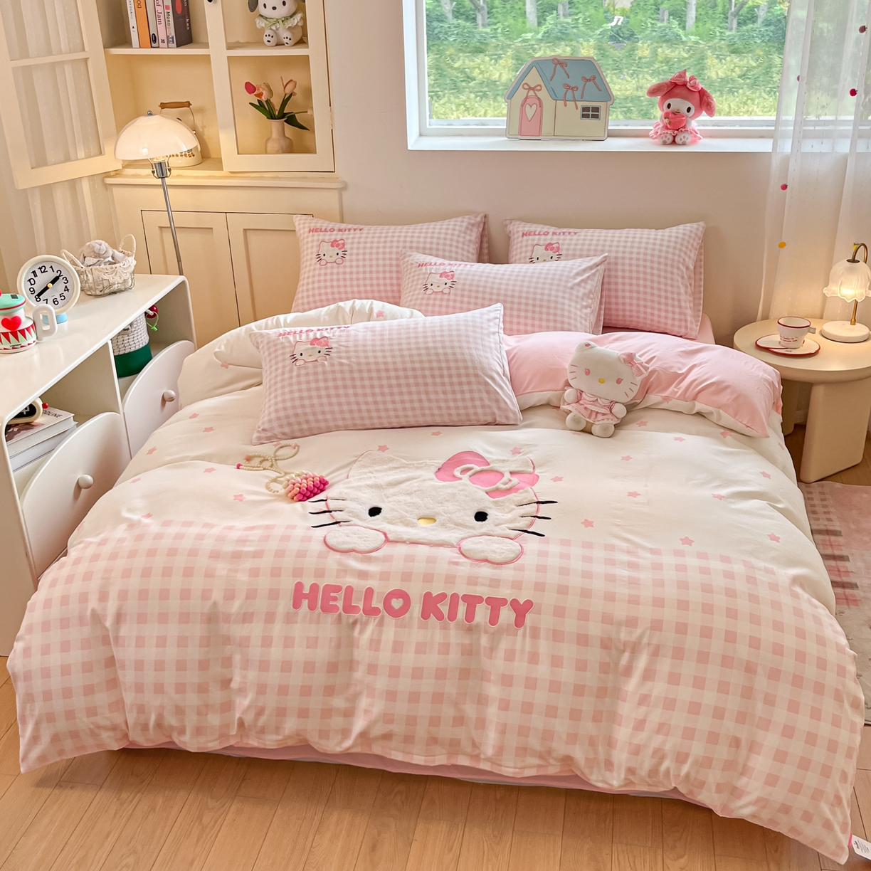 91家纺网 家纺一手货源 找家纺 （总）桃心家居 2025新款A类三丽鸥正版授权云柔水洗棉兔毛贴布绣刺绣软糯四件套