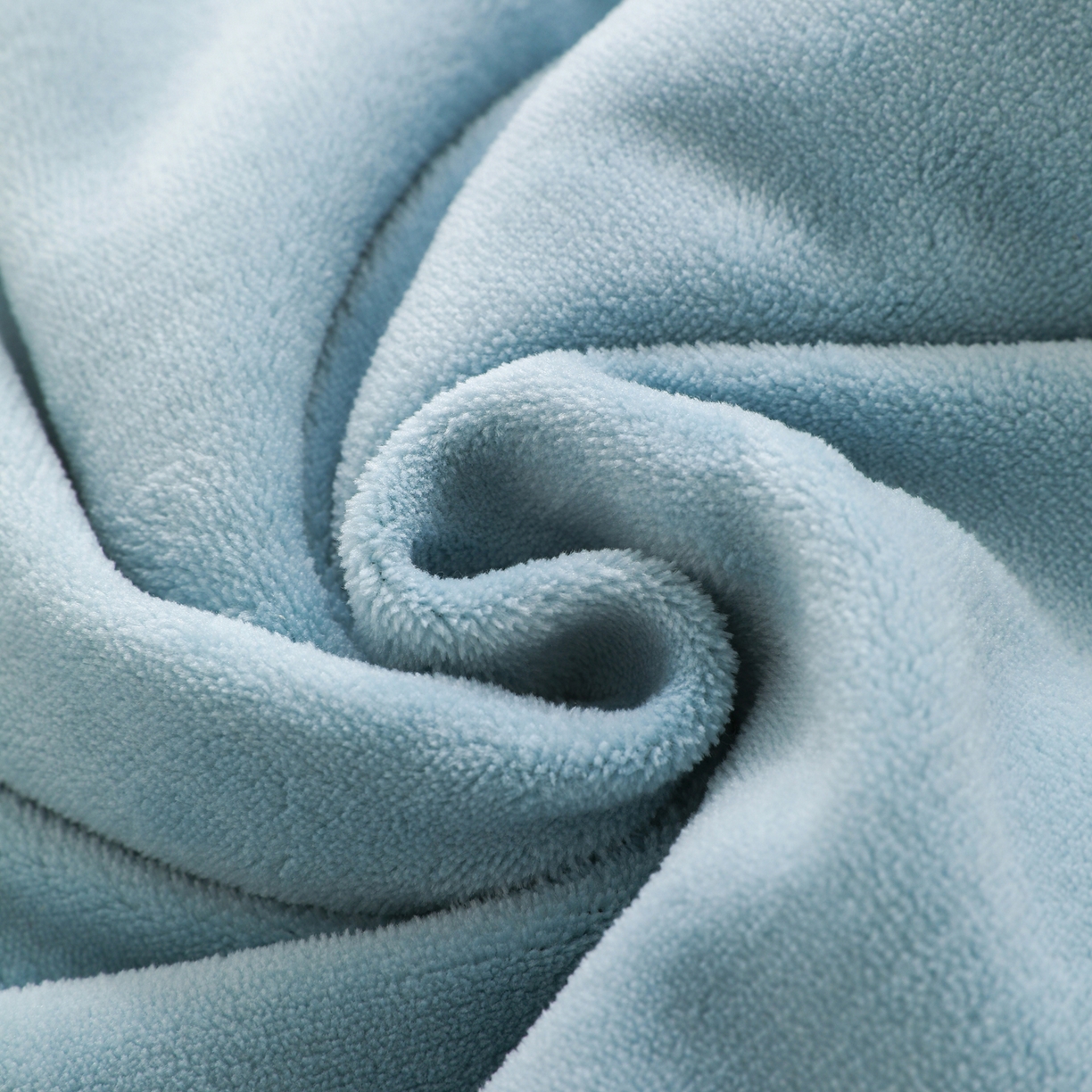 91家纺网 家纺一手货源 找家纺 （总）翰轩家居 2025新款卡通牛奶绒抱枕被毛巾绣系列