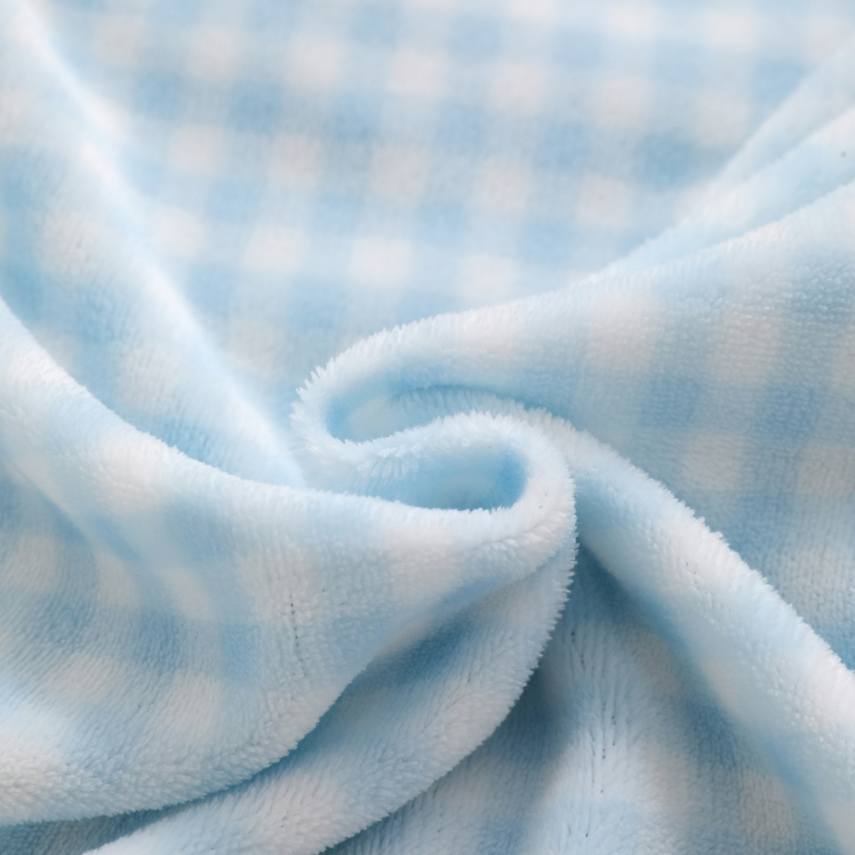 91家纺网 家纺一手货源 找家纺 翰轩家居 2025新款卡通牛奶绒抱枕被毛巾绣系列 眼镜狗-蓝