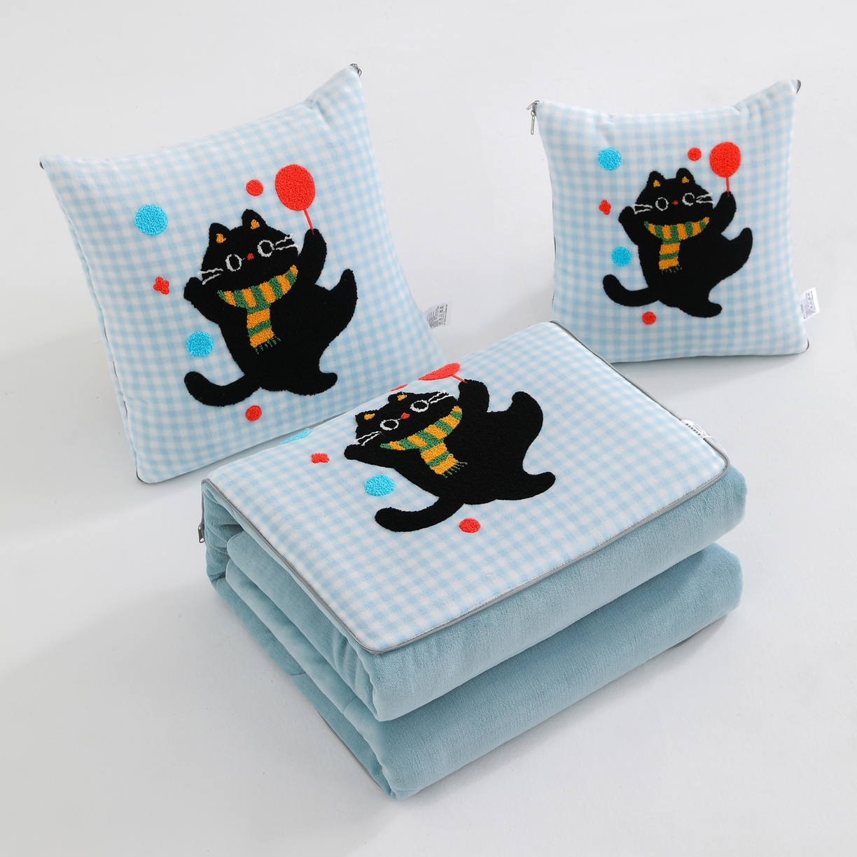 翰轩家居 2025新款卡通牛奶绒抱枕被毛巾绣系列 气球猫-蓝