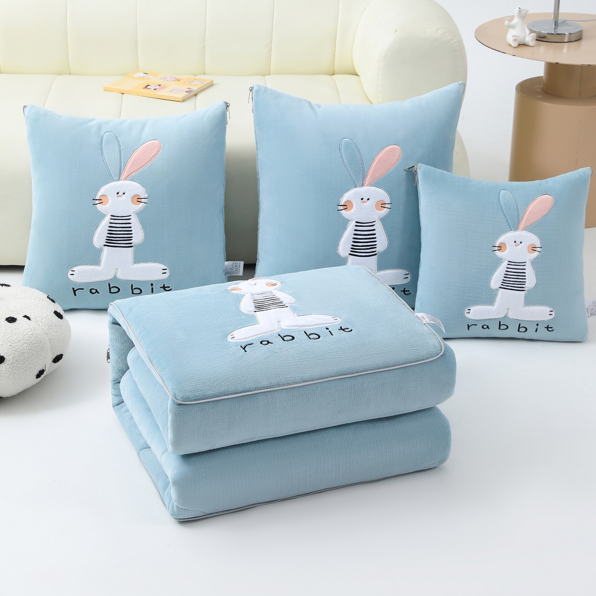 翰轩家居 2025新款卡通牛奶绒贴布绣抱枕被-梦幻兔系列 梦幻兔-天空蓝