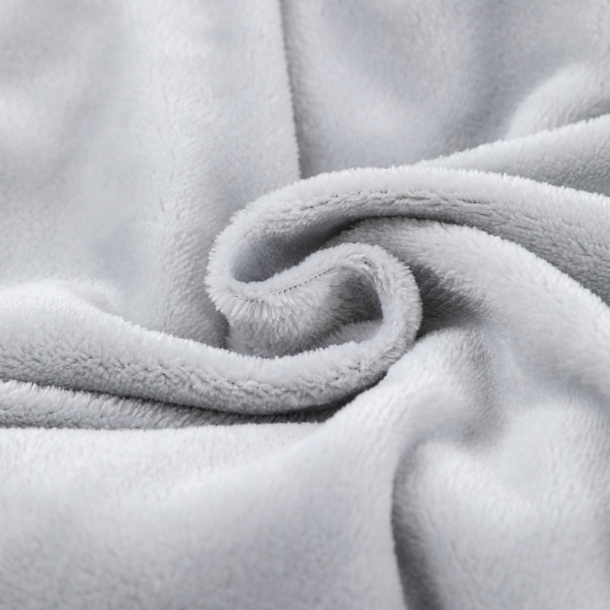 91家纺网 家纺一手货源 找家纺 翰轩家居 2025新款卡通牛奶绒贴布绣抱枕被-梦幻兔系列 梦幻兔-高级灰