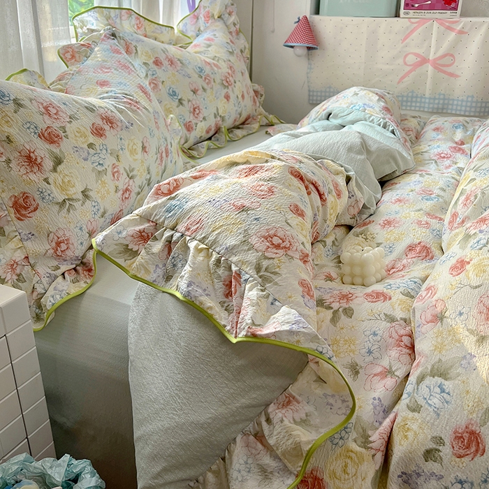 91家纺网 家纺一手货源 找家纺 （总）春光里 2025新款亲肤舒适云感双层纱花边四件套 风格二（提供买家秀）