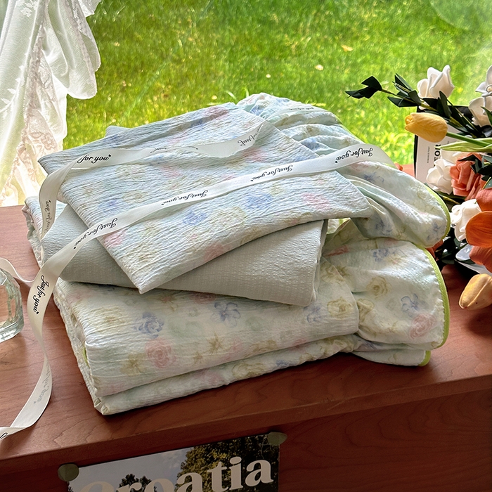 91家纺网 家纺一手货源 找家纺 （总）春光里 2025新款亲肤舒适云感双层纱花边四件套 风格二（提供买家秀）