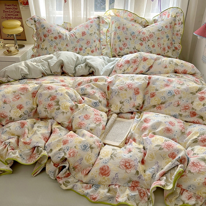 91家纺网 家纺一手货源 找家纺 春光里 2025新款亲肤舒适云感双层纱花边四件套 风格二（提供买家秀） 澜花