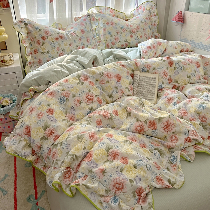 91家纺网 家纺一手货源 找家纺 春光里 2025新款亲肤舒适云感双层纱花边四件套 风格二（提供买家秀） 澜花