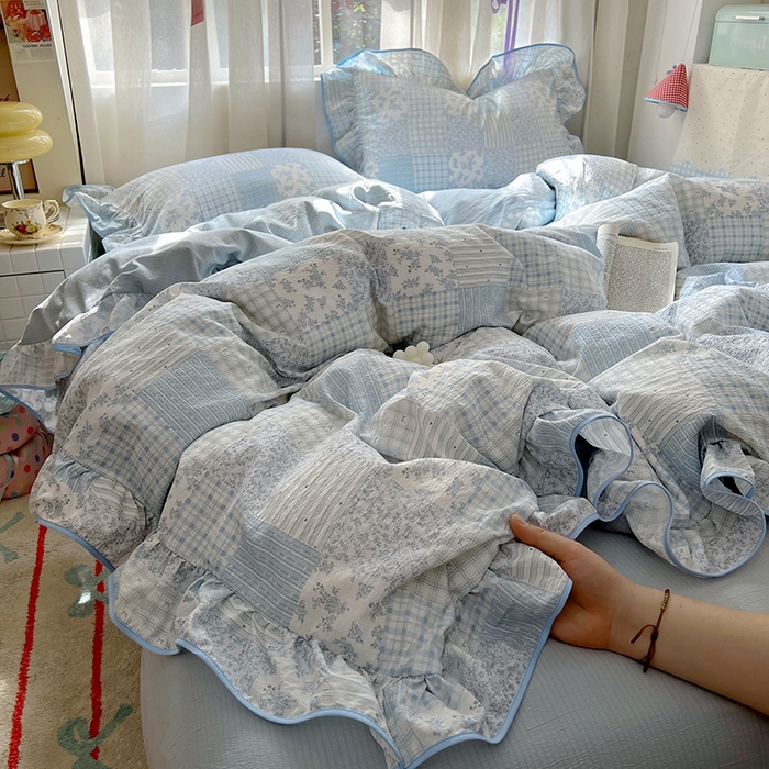 91家纺网 家纺一手货源 找家纺 春光里 2025新款亲肤舒适云感双层纱花边四件套 风格二（提供买家秀） 百福蓝