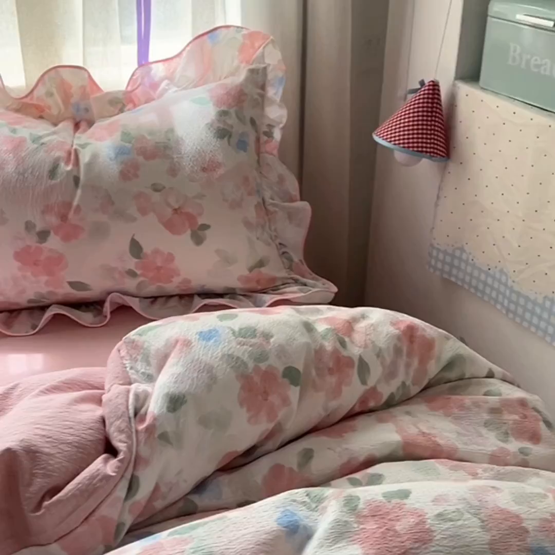 91家纺网 家纺一手货源 找家纺 春光里 2025新款亲肤舒适云感双层纱花边四件套 风格二（提供买家秀） 旧梦蔷薇