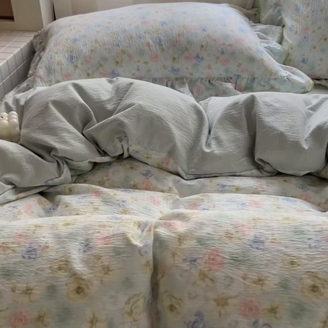 91家纺网 家纺一手货源 找家纺 春光里 2025新款亲肤舒适云感双层纱花边四件套 风格二（提供买家秀） 绿野