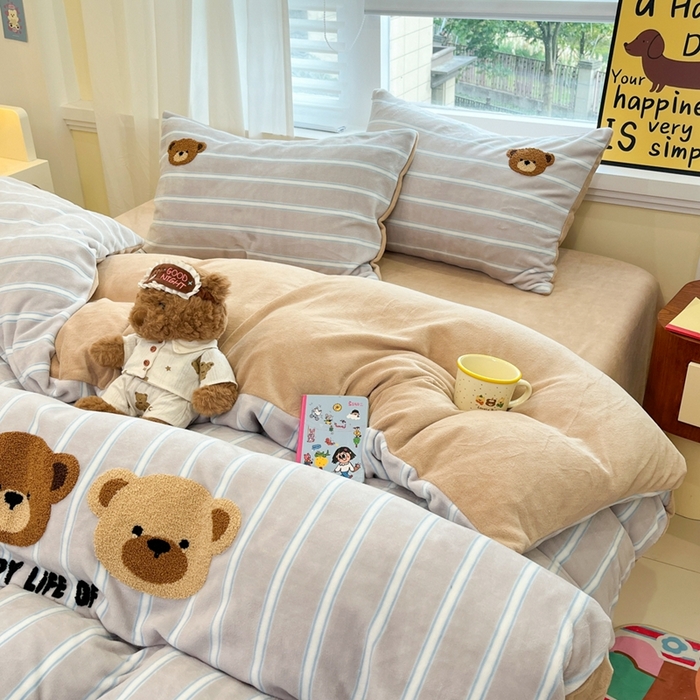 91家纺网 家纺一手货源 找家纺 （总）首尔家纺 2025新款牛奶绒卡通毛巾绣印加绣系列四件套