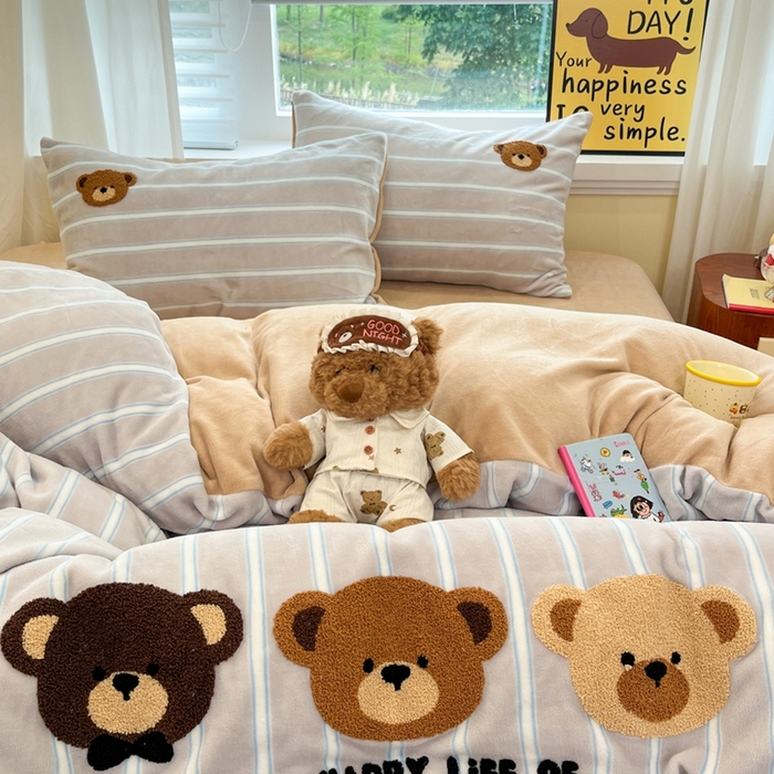 91家纺网 家纺一手货源 找家纺 （总）首尔家纺 2025新款牛奶绒卡通毛巾绣印加绣系列四件套