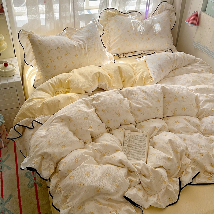 91家纺网 家纺一手货源 找家纺 春光里 2025新款亲肤舒适云感双层纱花边四件套 风格二（提供买家秀） 莹光