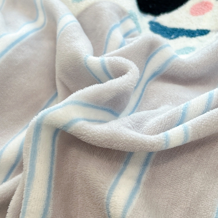 91家纺网 家纺一手货源 找家纺 首尔家纺 2025新款牛奶绒卡通毛巾绣印加绣系列四件套 奔跑狗