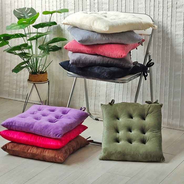 91家纺网 家纺一手货源 找家纺 （总）李帅家居 2025新款水晶绒绑带坐垫