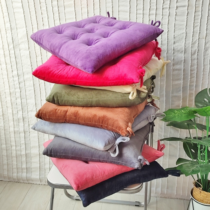 91家纺网 家纺一手货源 找家纺 （总）李帅家居 2025新款水晶绒绑带坐垫