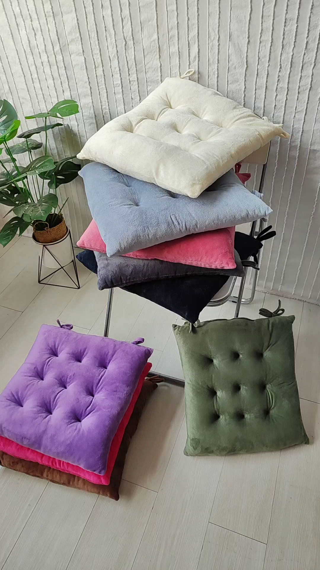 91家纺网 家纺一手货源 找家纺 （总）李帅家居 2025新款水晶绒绑带坐垫