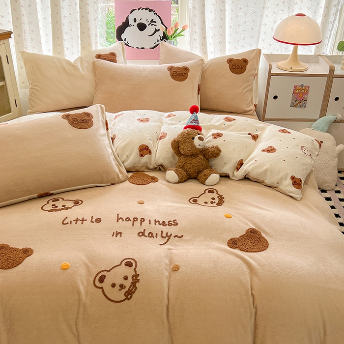 91家纺网 家纺一手货源 找家纺 眠博士 2025新款牛奶绒毛巾绣四件套 牛奶绒毛巾绣-熊熊