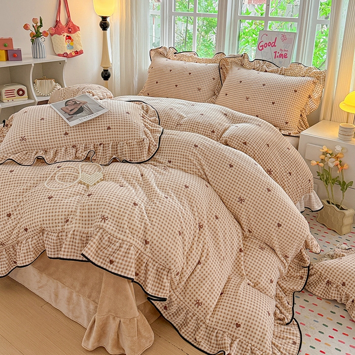 91家纺网 家纺一手货源 找家纺 （总）梦莱斯 2025新款加厚保暖双面牛奶绒四件套-黑色花边款