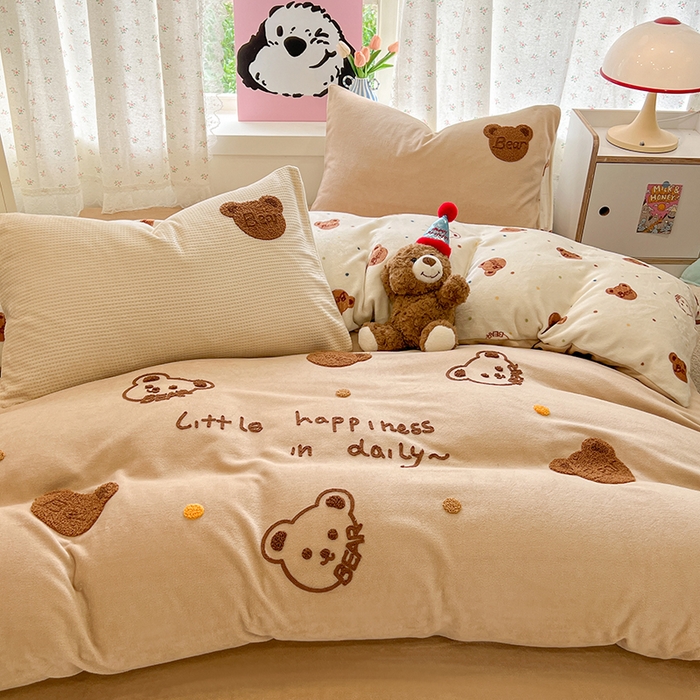 91家纺网 家纺一手货源 找家纺 眠博士 2025新款牛奶绒毛巾绣四件套 牛奶绒毛巾绣-熊熊