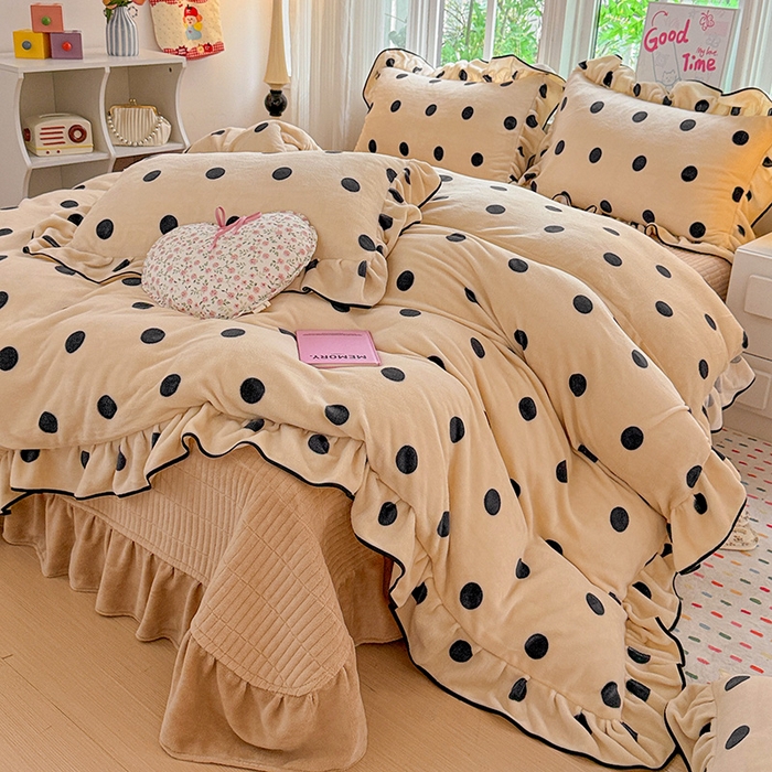 91家纺网 家纺一手货源 找家纺 （总）梦莱斯 2025新款加厚保暖双面牛奶绒四件套-黑色花边款