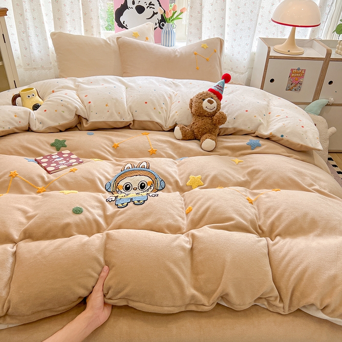 91家纺网 家纺一手货源 找家纺 眠博士 2025新款牛奶绒毛巾绣四件套 牛奶绒毛巾绣-布布