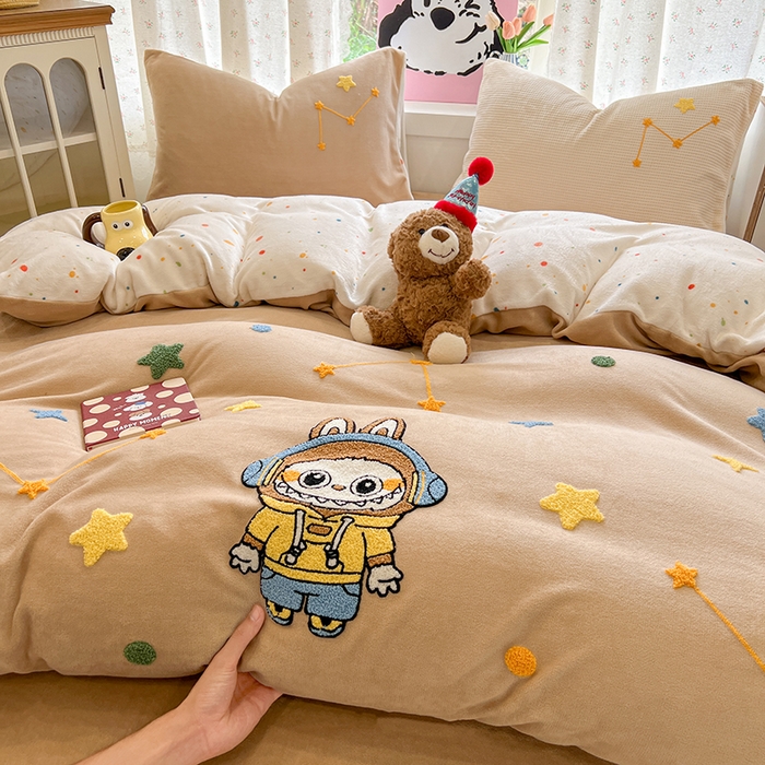 91家纺网 家纺一手货源 找家纺 眠博士 2025新款牛奶绒毛巾绣四件套 牛奶绒毛巾绣-布布