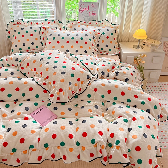 91家纺网 家纺一手货源 找家纺 梦莱斯 2025新款加厚保暖双面牛奶绒四件套-黑色花边款 彩虹波点