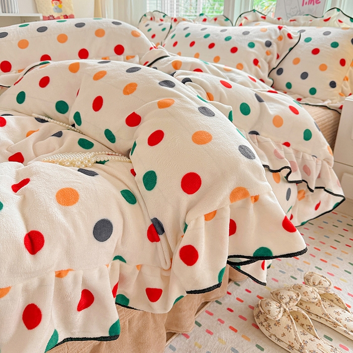 91家纺网 家纺一手货源 找家纺 梦莱斯 2025新款加厚保暖双面牛奶绒四件套-黑色花边款 彩虹波点